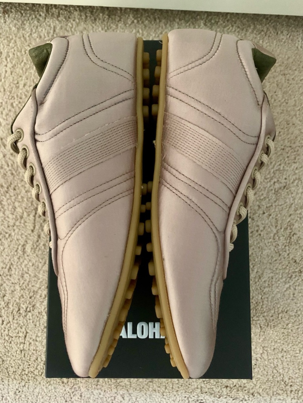 ALOHAS Women’s Sneakers - Picture 3 of 10